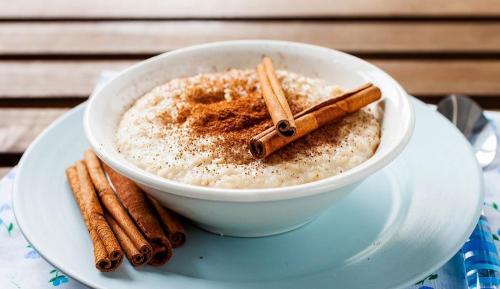 Leia mais Mingau de Aveia Cremoso com Frutas e Castanhas