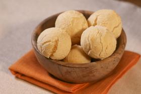 Receita de Pão de Queijo Sem Lactose | Receita Mineira Adaptada
