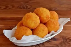 Receita de Bolinho de Palmito na Airfryer | Salgado para Festa