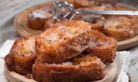 Receita de Rabanada Crocante na Airfryer | Doce Natalino Sem Fritura