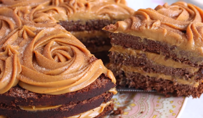 Receita de Bolo de Chocolate com Doce de Leite | Combinação Perfeita