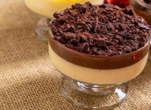 Receita de Mousse de Maracujá com Chocolate | Sobremesa Agridoce