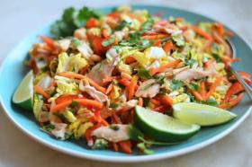 Receita de Salada de Frango com Cenoura | Refeição Leve e Prática