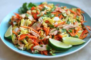 Receita de Salada de Frango com Cenoura | Refeição Leve e Prática
