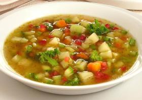 Receita de Sopa de Legumes com Macarrão Receita de Sopa de Legumes com Macarrão