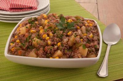 Receita de Carne Moída com Mandioca | Prato Brasileiro Rústico