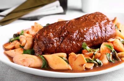 Receita de Mignon ao Molho de Cogumelos | Espinafre Cremoso