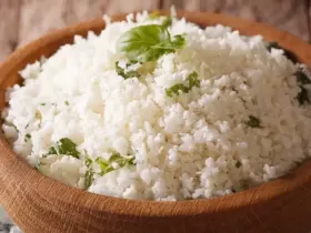 Receita de Arroz de Couve-Flor Low Carb | Substituto Saudável