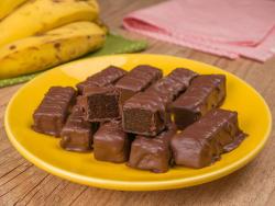 Bombom de Banana com Cacau Saudável Bombom de Banana com Cacau Saudável