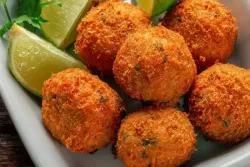 Bolinho de Bacalhau Bolinho de Bacalhau
