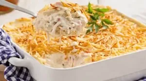 Receita de Fricassê de Frango Cremoso | Receita de Família Fácil
